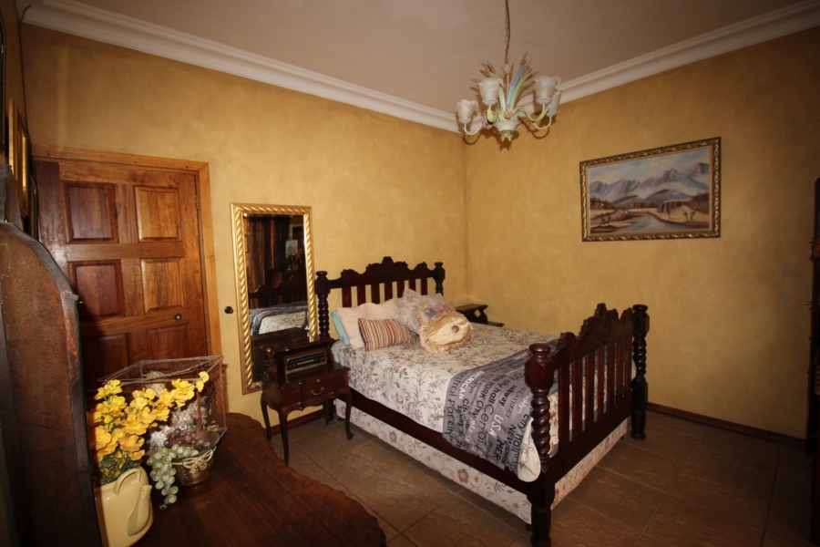 3 Bedroom Property for Sale in Lake Deneysville Free State